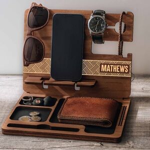 Phone Docking station for Keys, Wallet, charger, sunnies etc take it travelling!